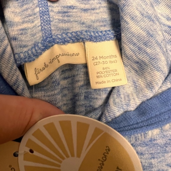 NWT Boys Swim Robe - Picture 3 of 5